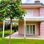 Seaside Boutique Rosee - Beautiful Living 里托楚伦