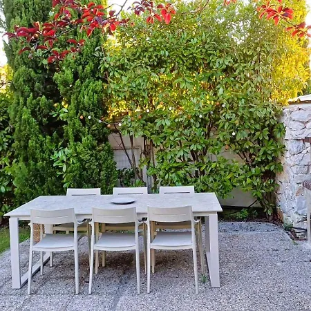 Seaside Boutique Rosee - Beautiful Living