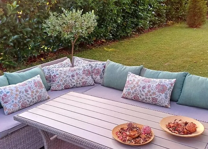 Seaside Boutique Rosee - Beautiful Living Vilă *